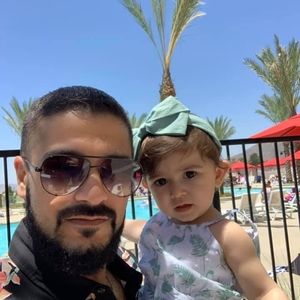 Meet your Posher, Hamlet